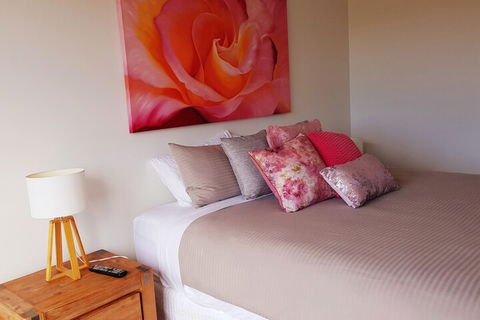 Amaranthine Abodes - Australia Shopping 2