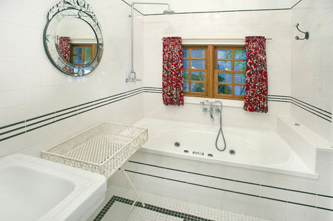 TRANQUILO BEACH HOUSE - Accommodation Australia 6