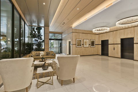Airhome Southbank Riverside Tower - Local Tourism 2