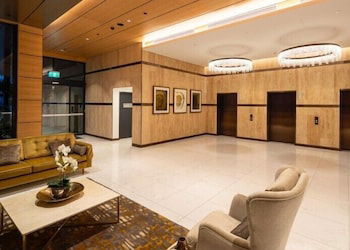 Airhome Southbank Riverside Tower - Local Tourism 1