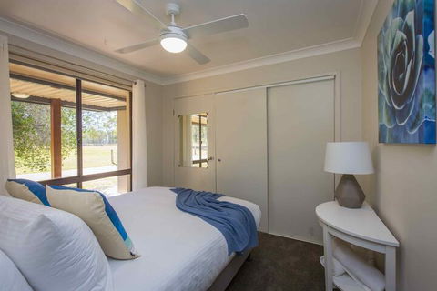 Amani - Australia Shopping 6