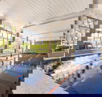 Stylish 1 Bedroom Apartment Camperdown - Accommodation Australia