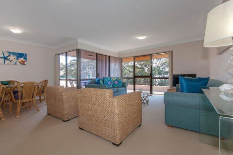 Kamilaroi Unit 6, 58-60 Magnus Street - Local Tourism 6