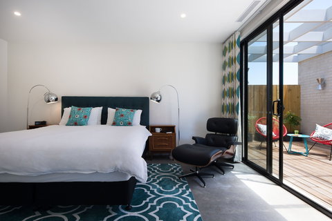 Arenas South - Australia Shopping 2