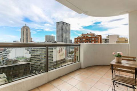 Amazing Location Cozy Stay With Parking - Accommodation Australia 0