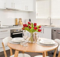 Understated Elegance Affordable Luxury - Accommodation Australia
