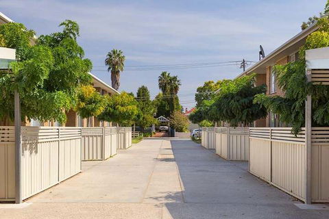 Understated Elegance Affordable Luxury - Accommodation Australia 1
