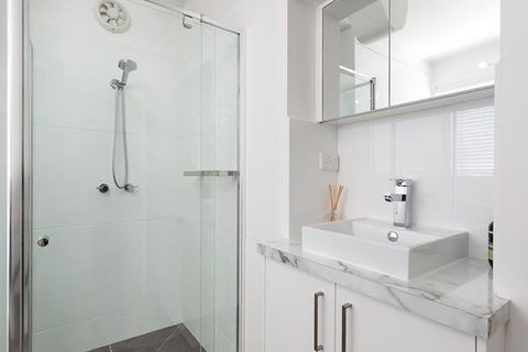Understated Elegance Affordable Luxury - Accommodation Australia 4