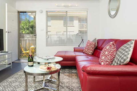 Understated Elegance Affordable Luxury - Accommodation Australia 6
