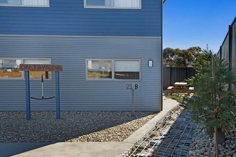 T-Bar On Twynam - Accommodation Australia 3