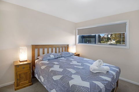 T-Bar On Twynam - Accommodation Australia 4