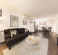 The Manhattan Central  Sophisticated - Accommodation Australia