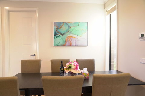 A Brand New House Near Boxhill - Australia Shopping 6