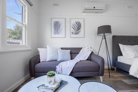 88 Peaceful Blackburn House - Accommodation Australia 2