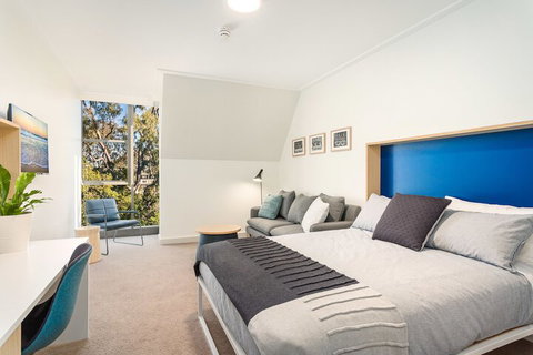 St Paul's Serviced Accommodation - Accommodation Australia 4