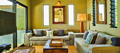 Oceans Edge Beach House At Oak Beach - Accommodation Australia 6