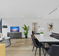 HomeHotel Luxury  Contemporary Apt - Accommodation Australia