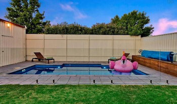 Adelaide 4 Bedroom House With Pool - Australia Shopping 3