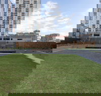 Modern Apartment in Darling Harbour - Accommodation Australia