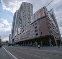 Modern Apartment in Darling Harbour - Accommodation Australia