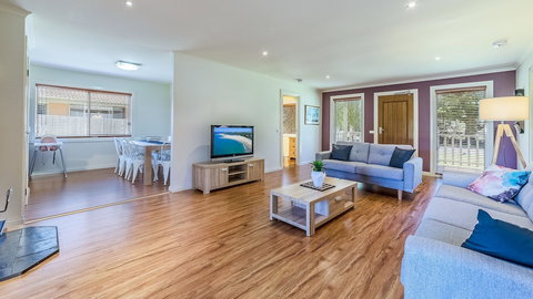 Loch Retreat 550m TO Town - Accommodation Australia 6