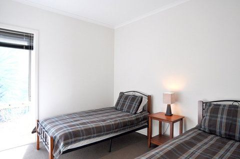 Flying Colours Free Wifi - Local Tourism 1