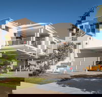 Woodland Retreat - Local Tourism