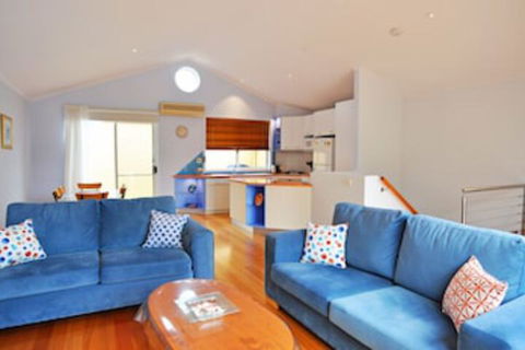 THE Sails 8 Linen Included Central Location - Accommodation Australia 0