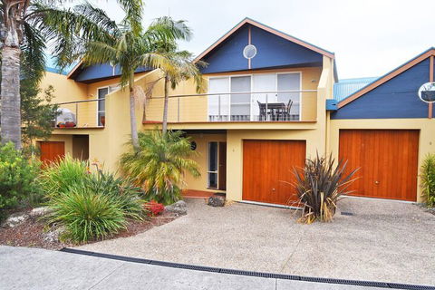 THE Sails 8 Linen Included Central Location - Accommodation Australia 1