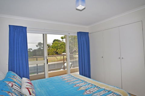 THE Esplanade 4 Free Wifi & Foxtel - Accommodation Australia 6