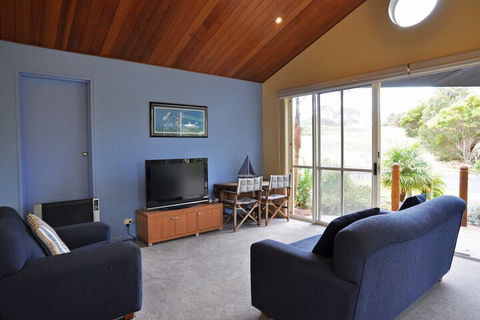 THE Sails 4 Linen Included Central Location - Accommodation Australia 7