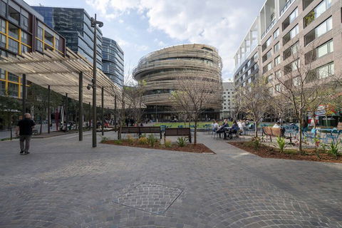 Modern Apartment In Darling Harbour - Accommodation Australia 1