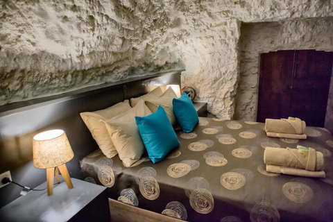 White Cliffs Underground Motel - Local Tourism 6