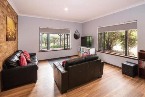 Family Friendly Holiday Haven - Accommodation Australia 7