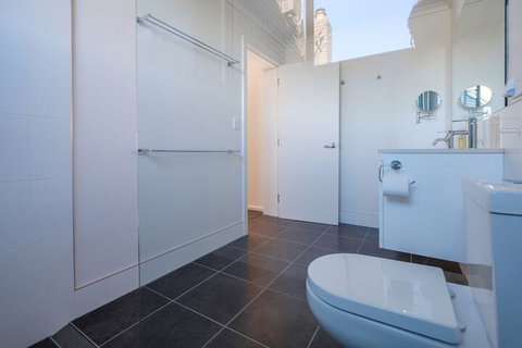 Arthouse Freycinet - Local Tourism 4