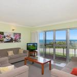 Northshore Unit 3 Overlooking Duranbah Beach & The Tweed River - Local Tourism 1