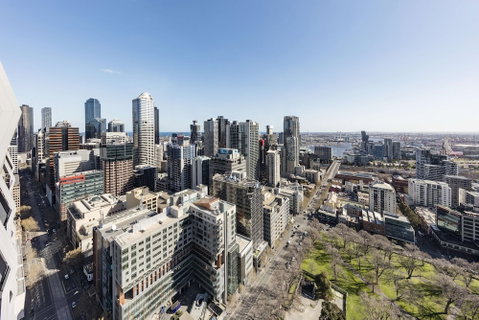 Oaks Melbourne On William Suites - Bed n Breakfasts 1
