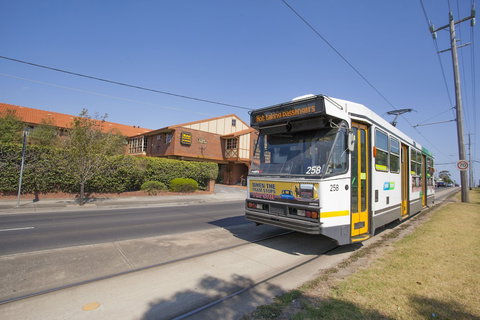 St Georges Motor Inn - Accommodation Australia 3