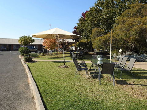 Wine Village Motor Inn - Accommodation Australia 0