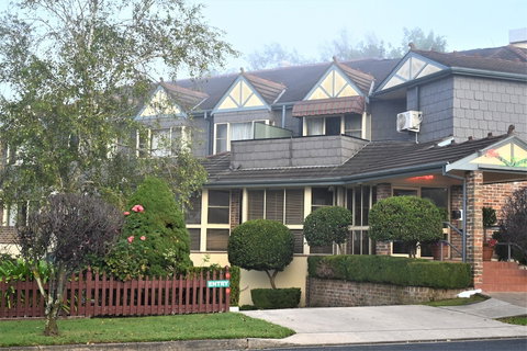 Grand Country Lodge Motel - Local Tourism 1