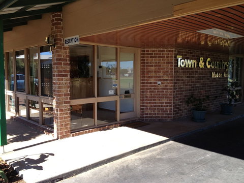 Town & Country Motor Inn Forbes - Accommodation Australia 3