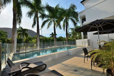 Elysium Apartments - Bed n Breakfasts 1