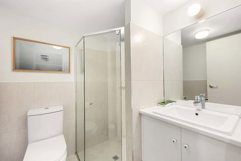 Unit 01 The Noosa Apartments - Accommodation Australia 4