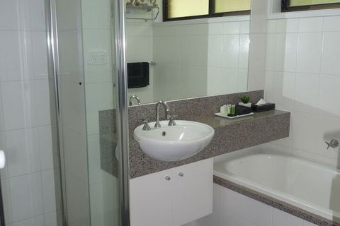 Barwon Valley Lodge - Accommodation Australia 5