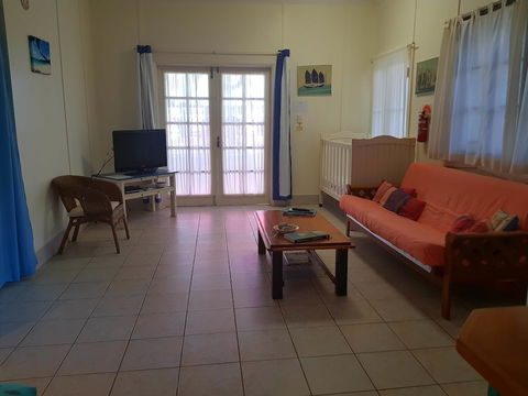 Arcadia Beach Guest House - Local Tourism 6