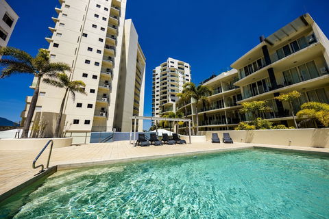 Jack & Newell Holiday Apartments - Local Tourism 5