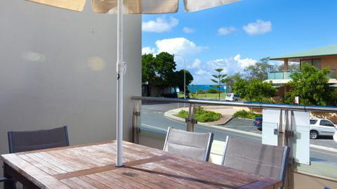 Pipis On The Beach - Accommodation Australia 6