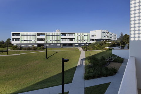 Western Sydney University Village - Campbelltown Campus - Local Tourism 6