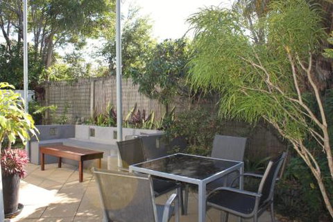 A Beautiful Flat - Accommodation Australia 3