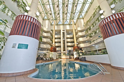 Atrium Resort Hotel - Accommodation Australia 2
